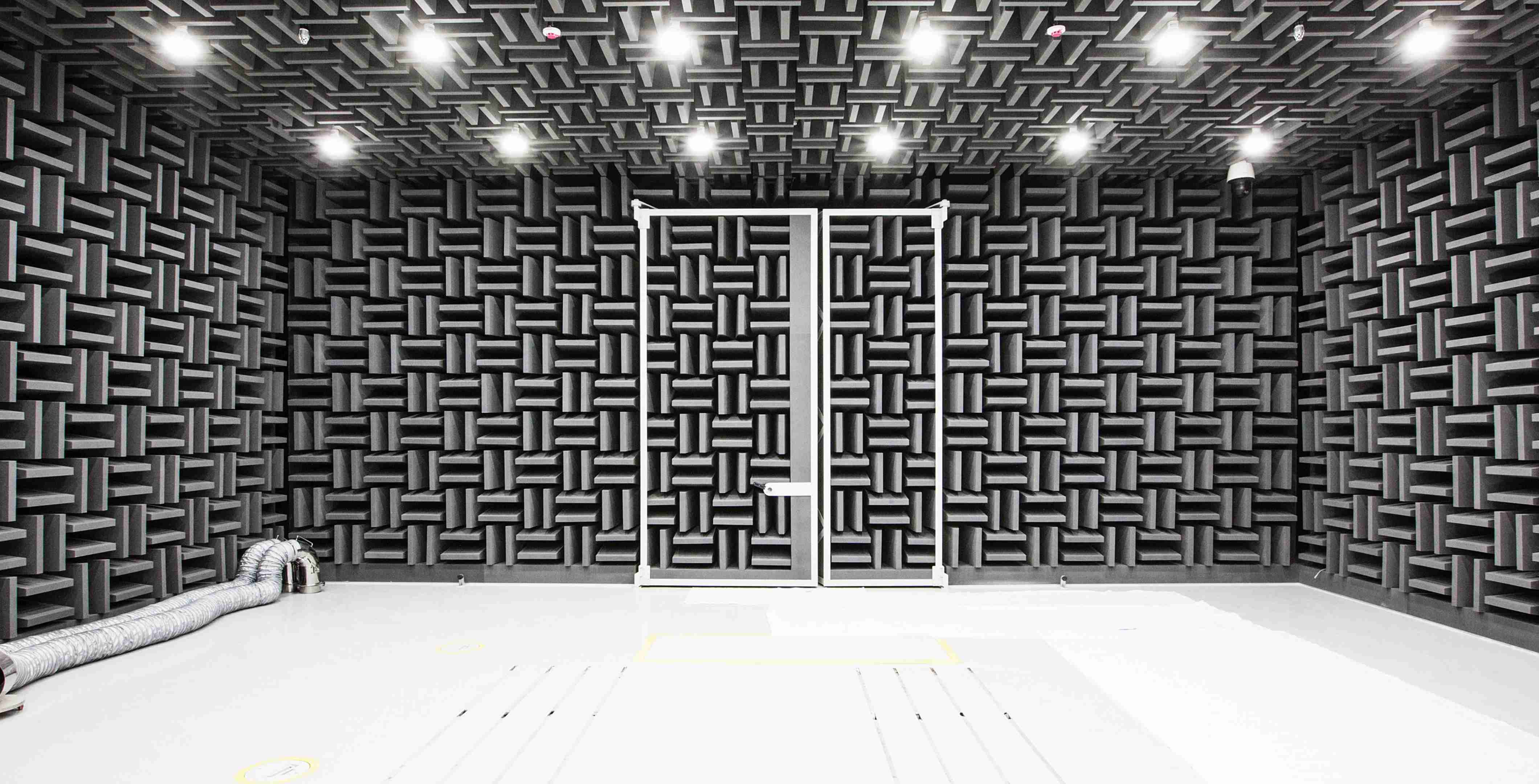 Hankook Tire & Technology – Innovation – Technodome – High-tech Diverse test conditions
