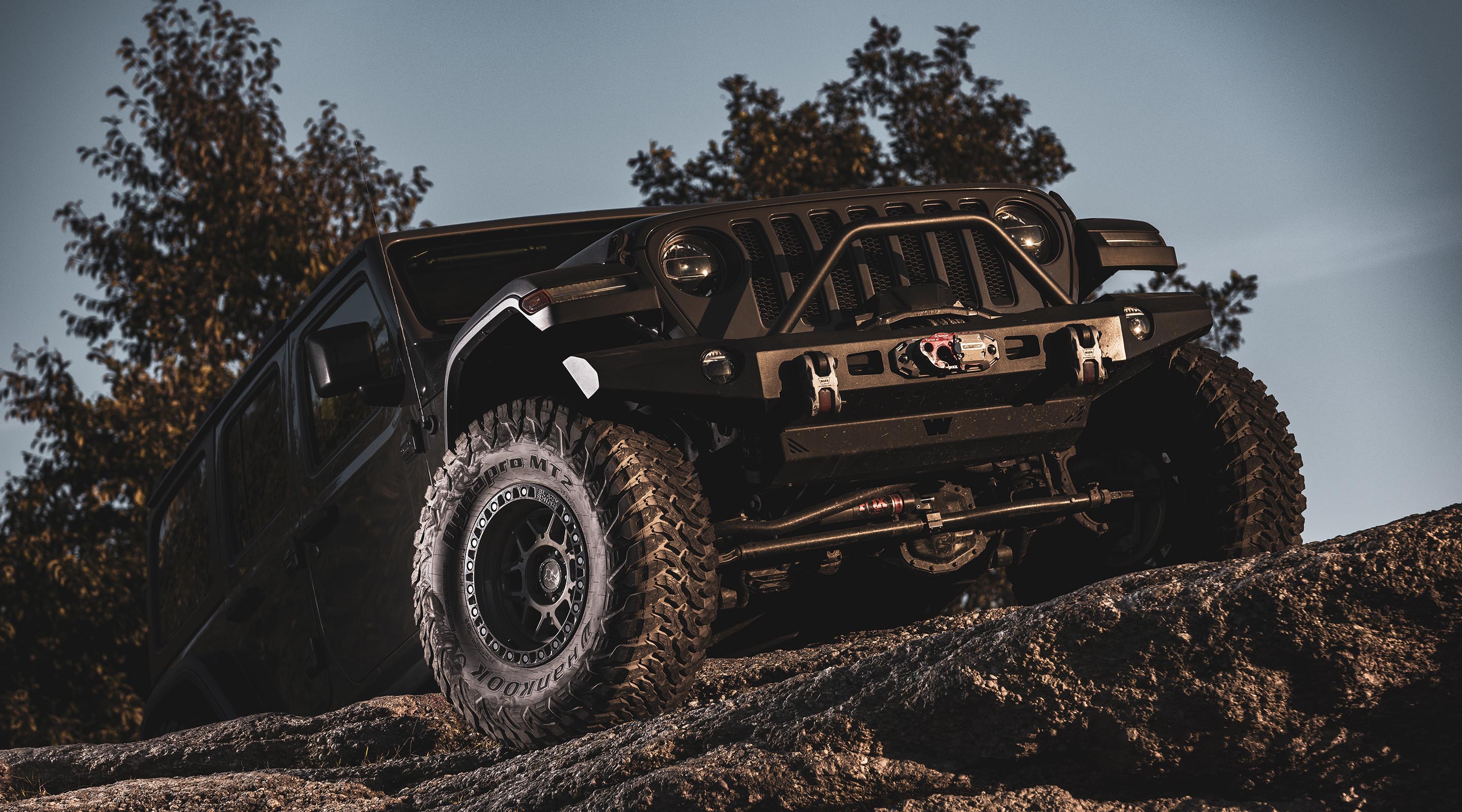 Hankook Tire & Technology-Tires-Dynapro-MT2-gallery-03